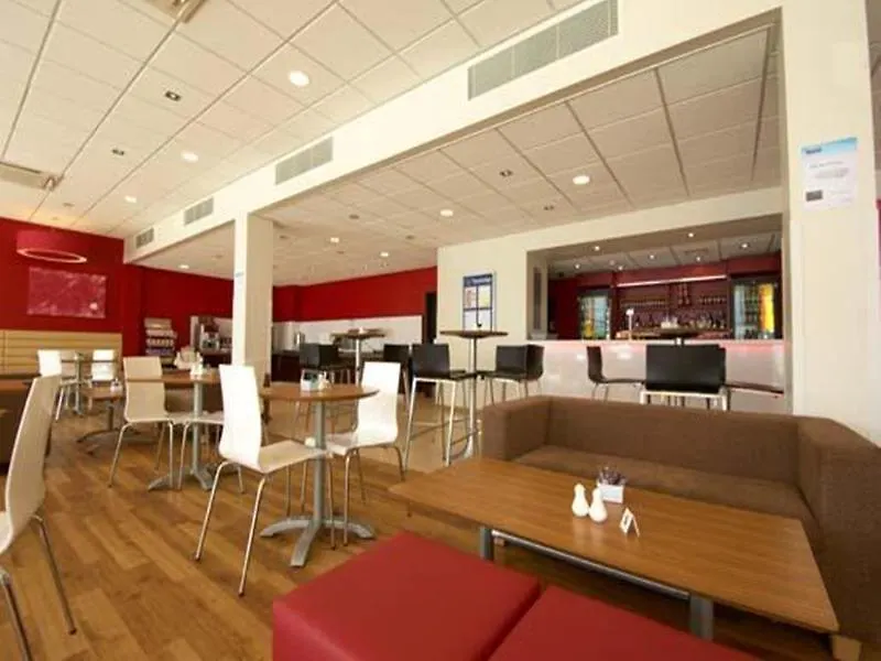 Travelodge Excel London Hotel