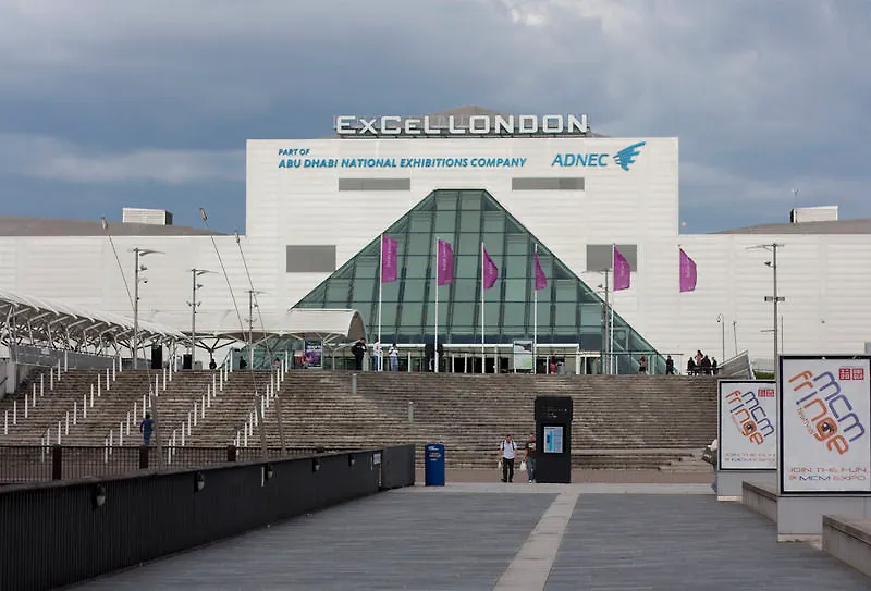 Travelodge Excel London Hotel