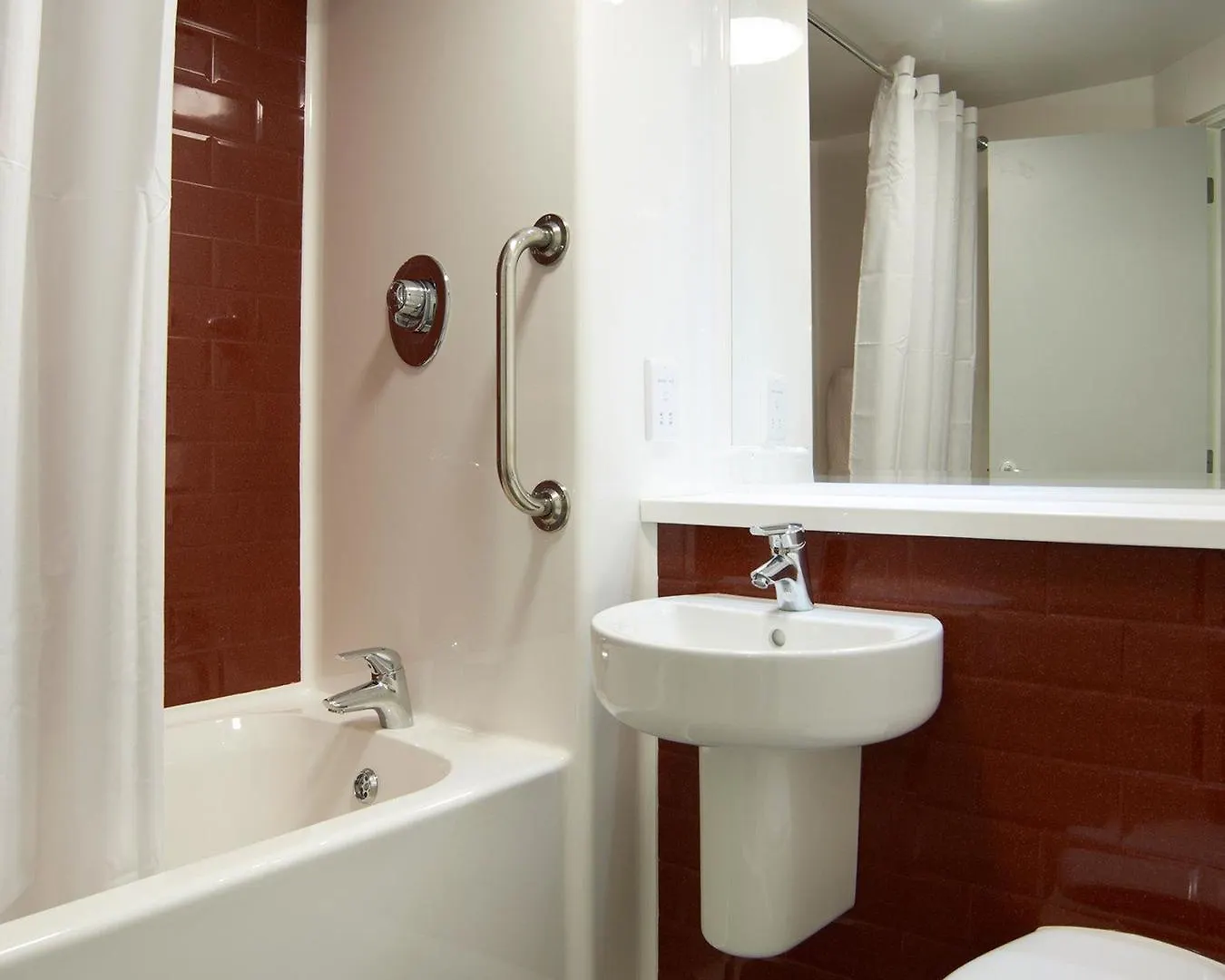 Travelodge Excel London 3*,  United Kingdom