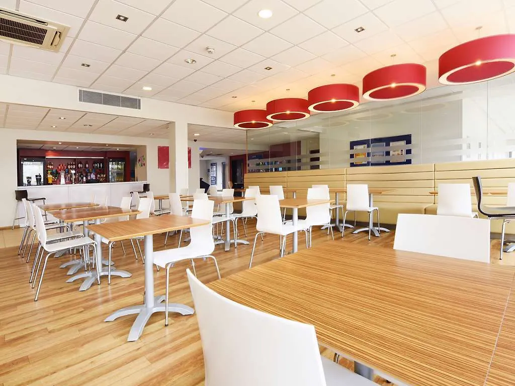 Travelodge Excel London Hotel